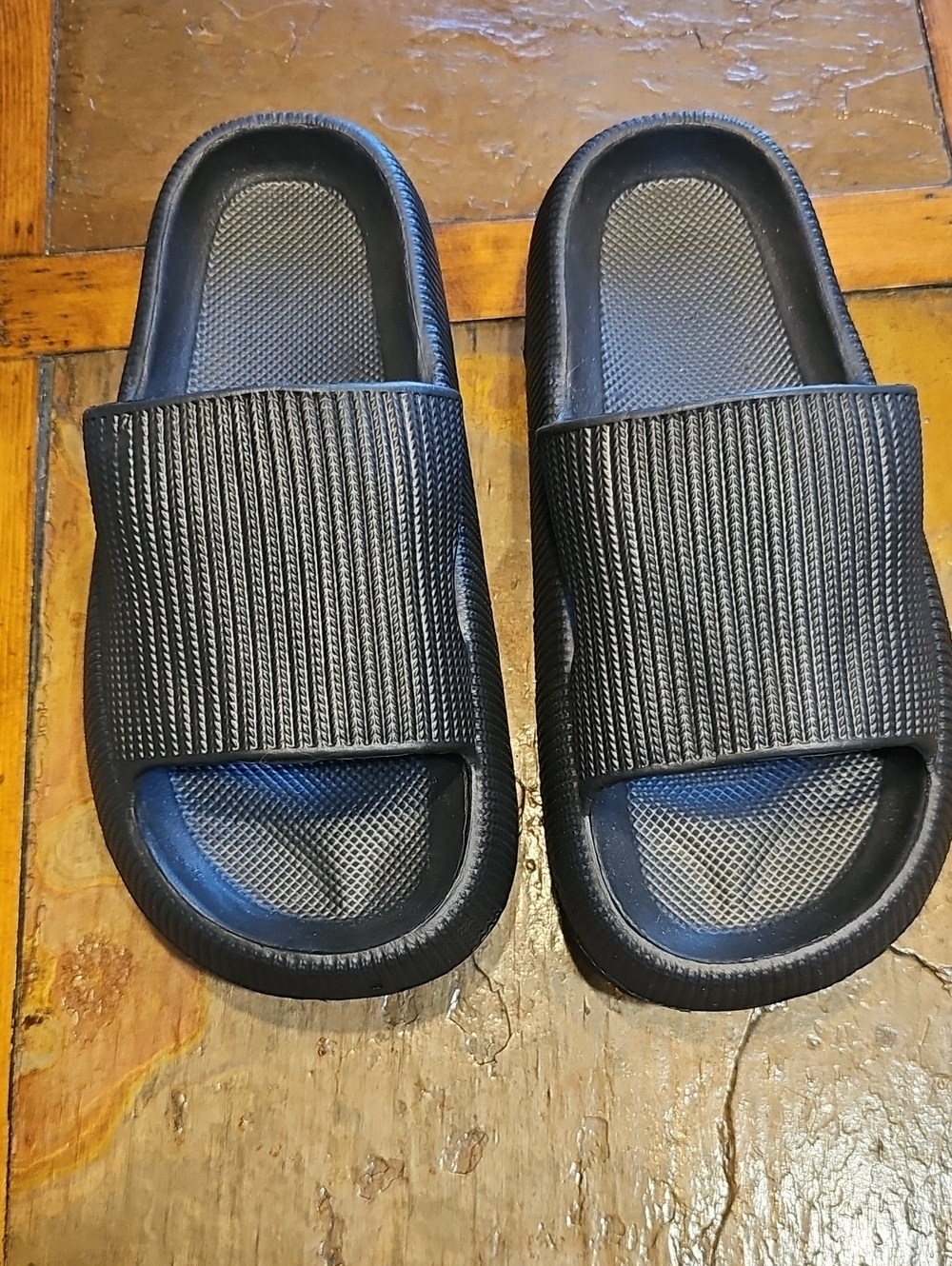 Classic Black Slide Sandals - Comfortable Everyday Women’s Slides